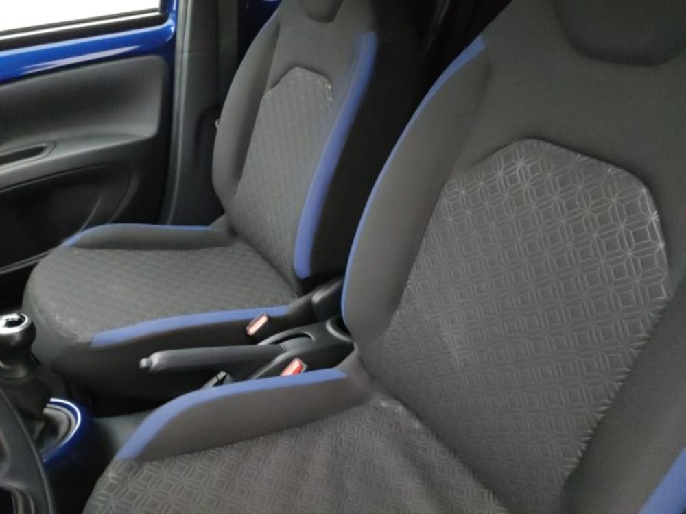 Toyota Aygo X usata a Torino (11)