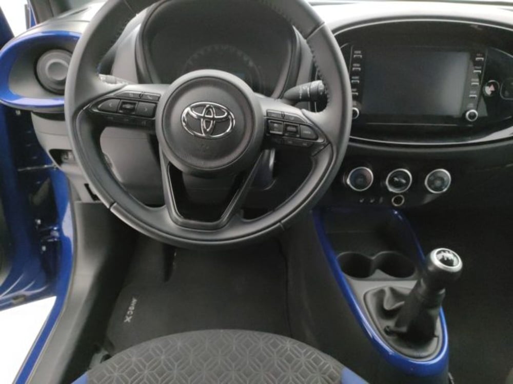 Toyota Aygo X usata a Torino (12)