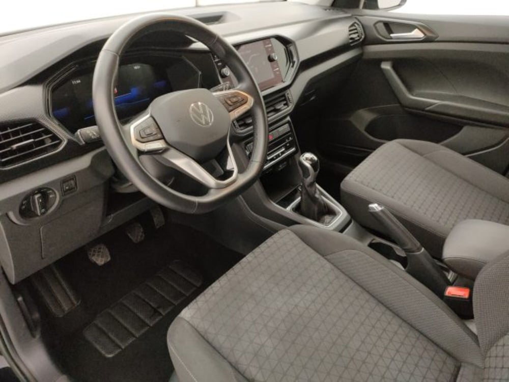 Volkswagen T-Cross usata a Torino (10)