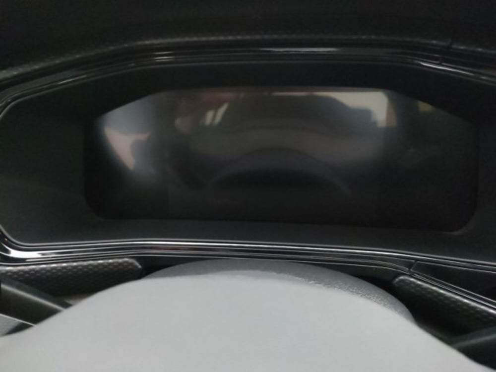 Volkswagen T-Cross usata a Torino (13)