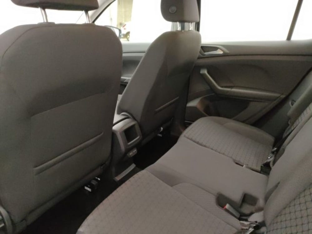Volkswagen T-Cross usata a Torino (18)