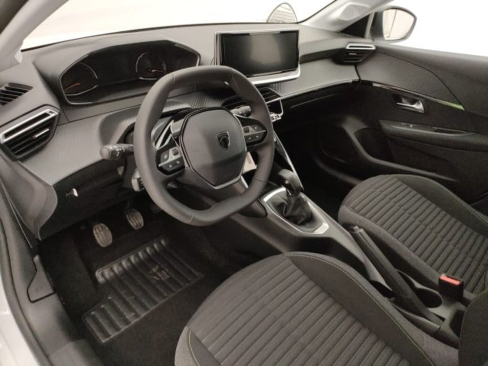 Peugeot 208 nuova a Torino (10)