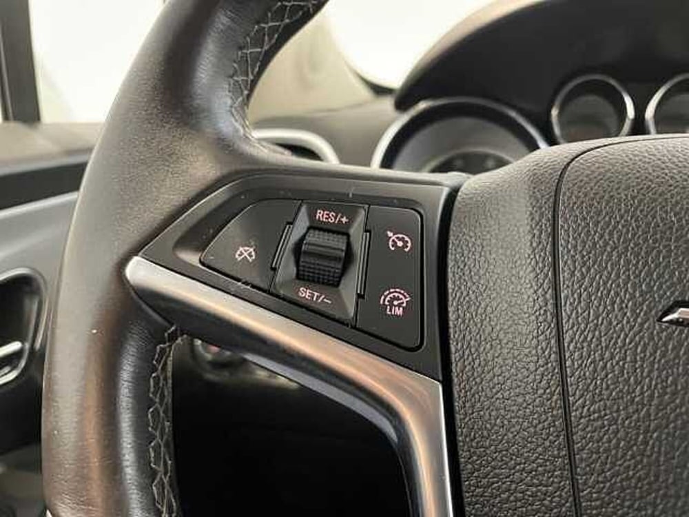 Opel Mokka usata a Ravenna (16)