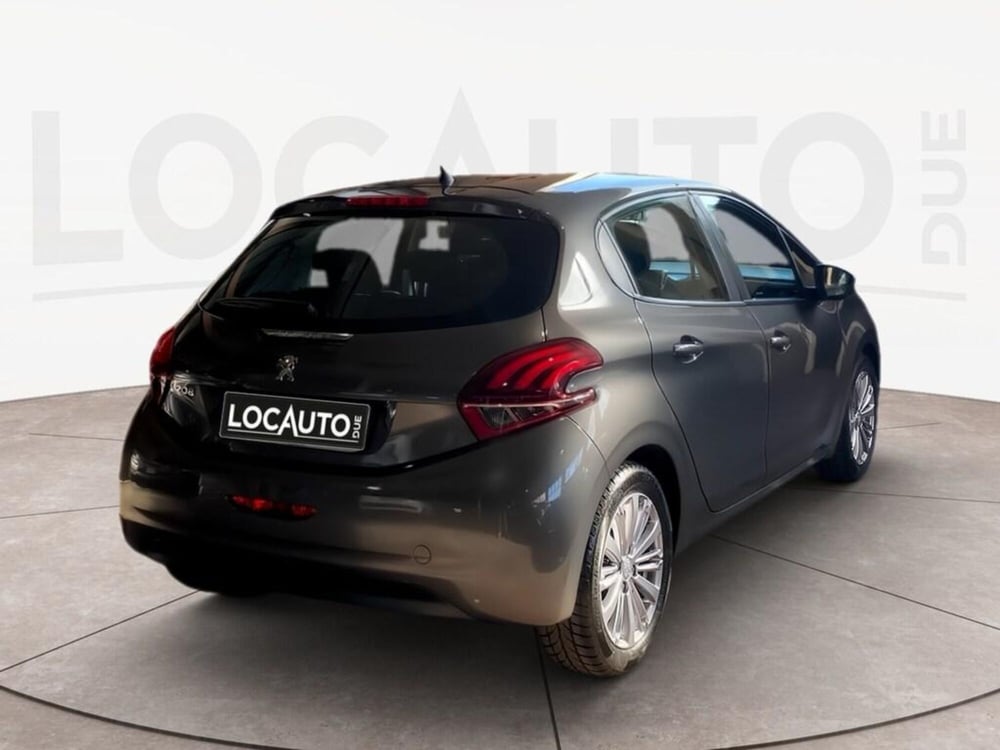 Peugeot 208 usata a Torino (4)