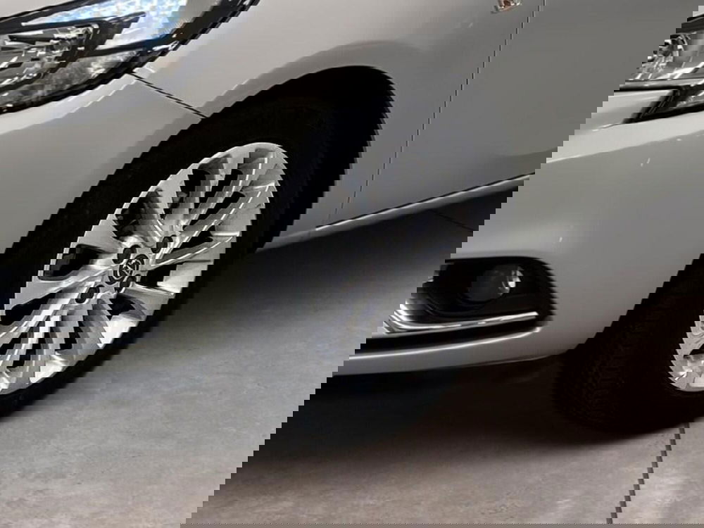 Opel Corsa usata a Torino (13)