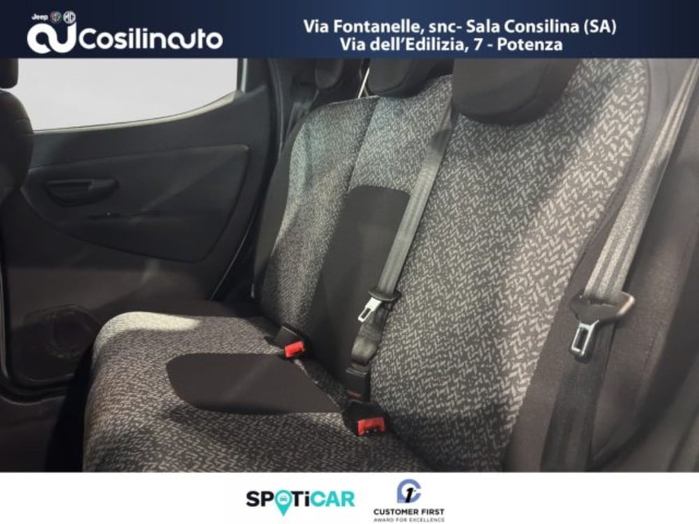 Lancia Ypsilon usata a Salerno (10)