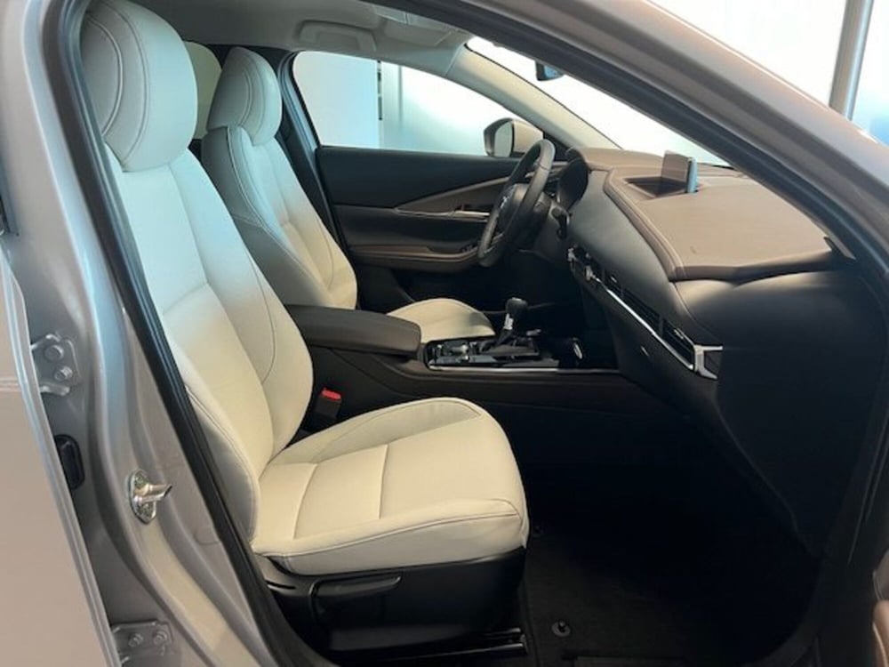 Mazda CX-30 nuova a Cuneo (15)