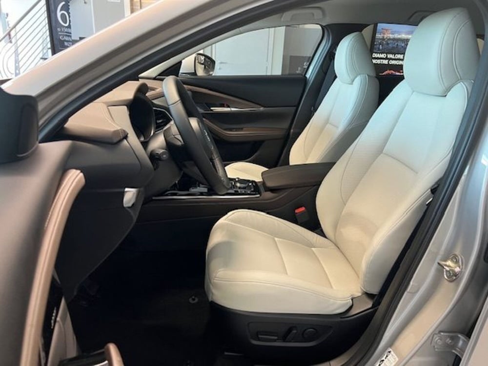 Mazda CX-30 nuova a Cuneo (7)