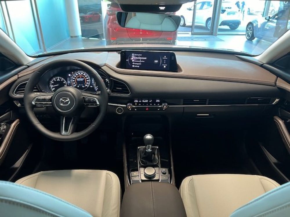 Mazda CX-30 nuova a Cuneo (9)