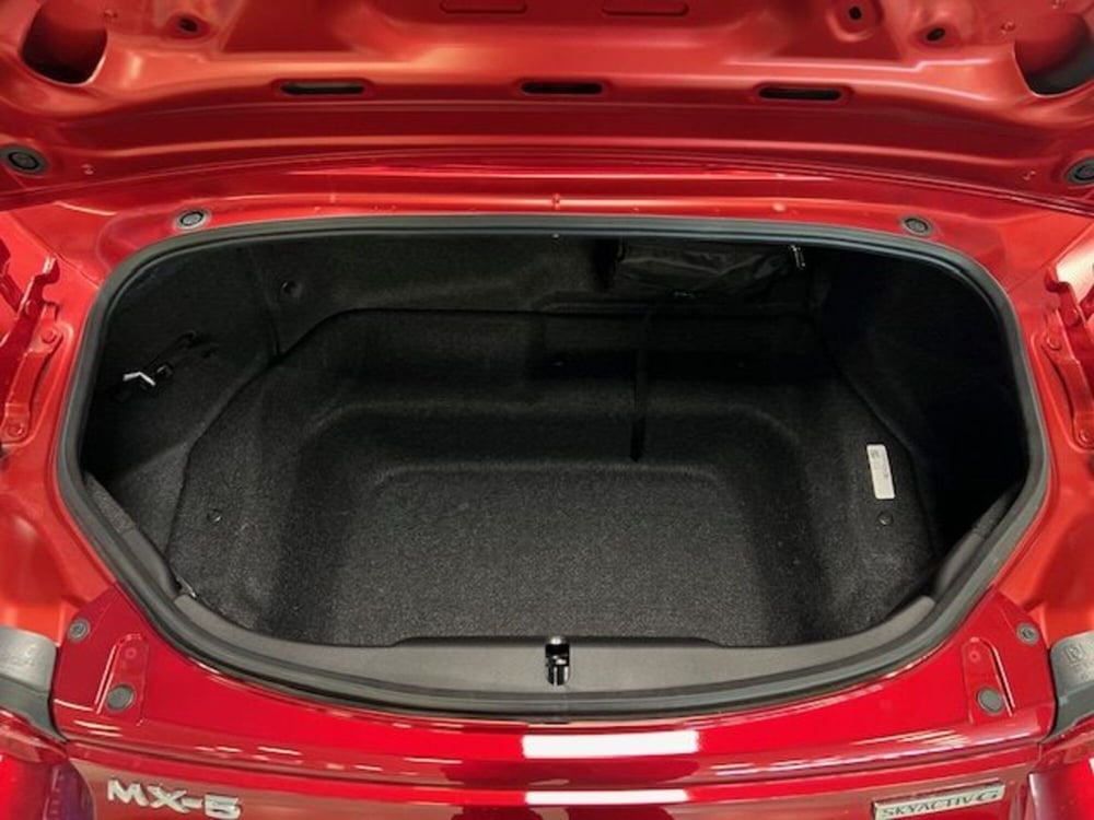 Mazda MX-5 nuova a Cuneo (16)