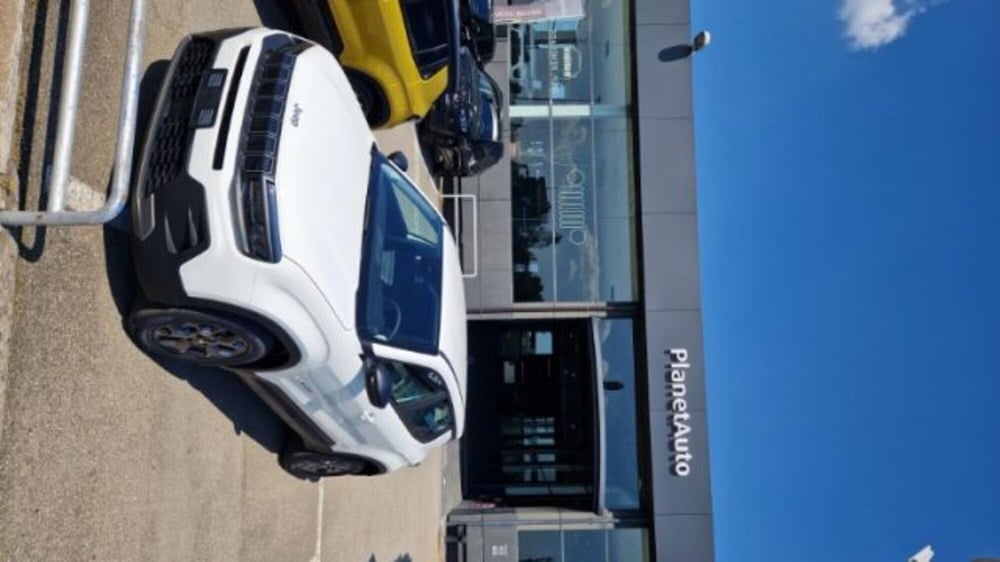 Jeep Avenger nuova a Modena (4)