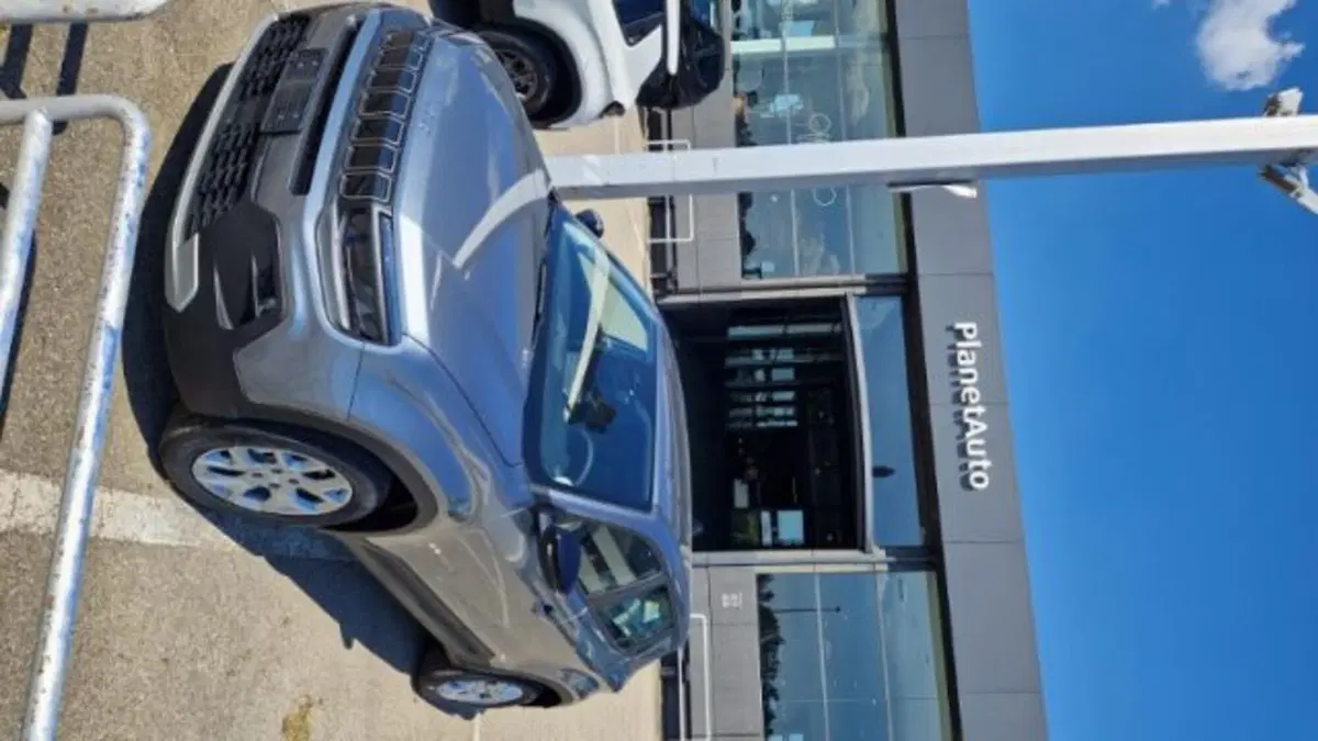 Jeep Avenger nuova a Modena (5)