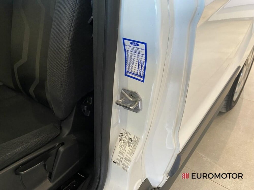 Ford Transit Connect Furgone usata a Bari (13)