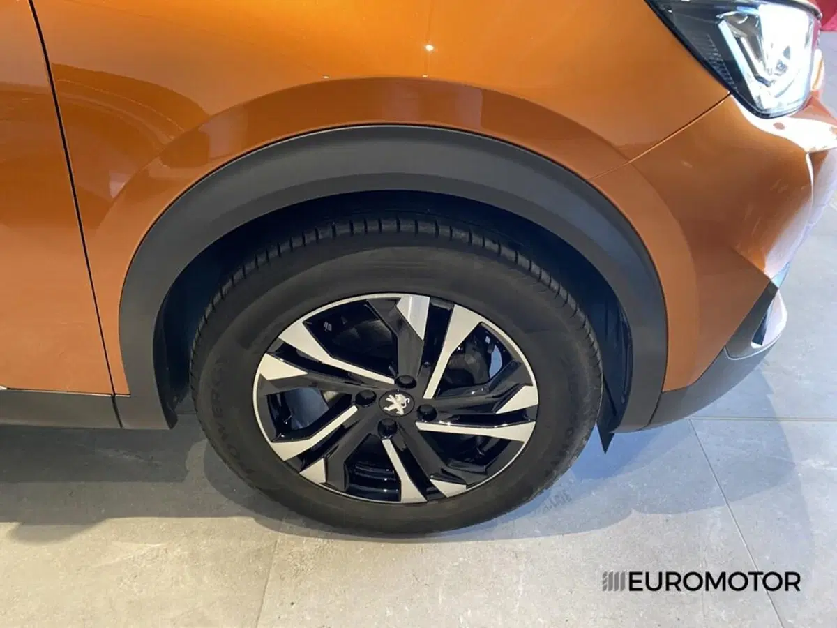 Peugeot 2008 usata a Bari (5)