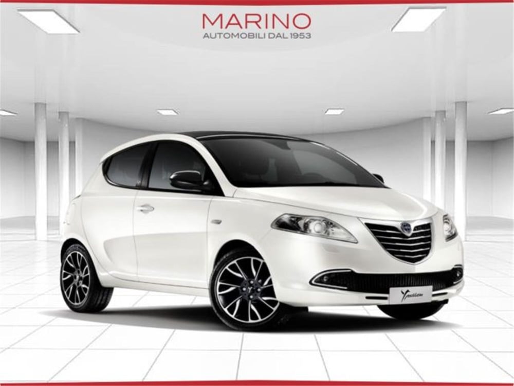 Lancia Ypsilon usata a Bari