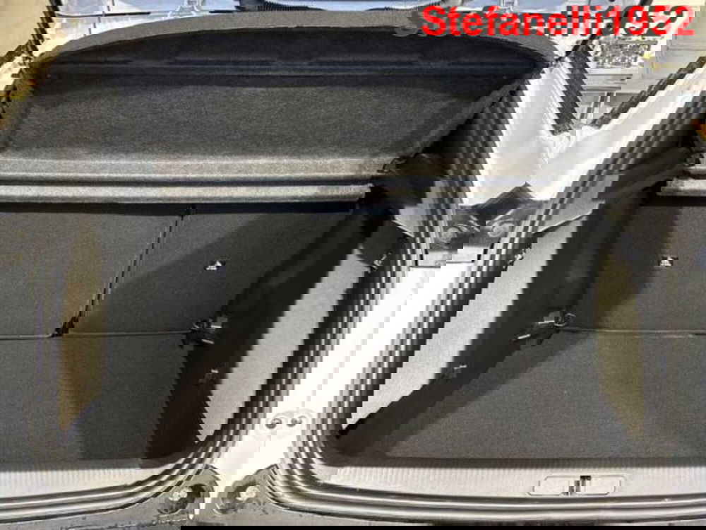 Peugeot 2008 nuova a Bologna (7)