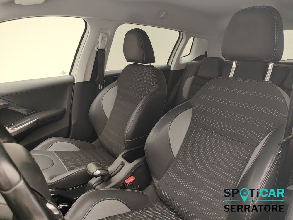 Peugeot 2008 usata a Como (13)