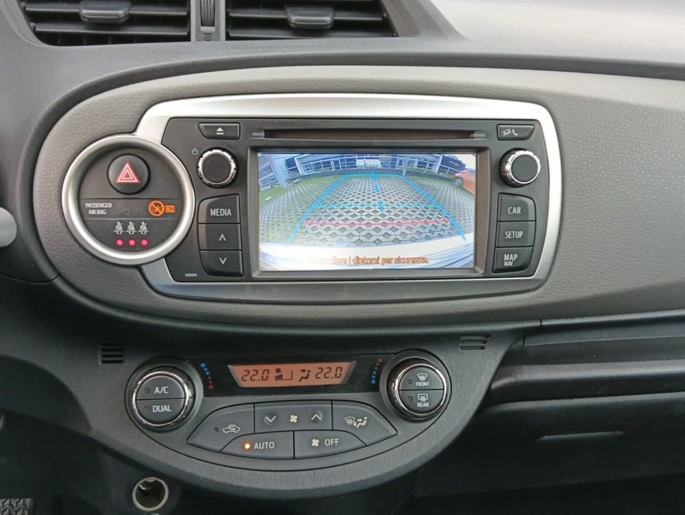Toyota Yaris usata a Como (12)