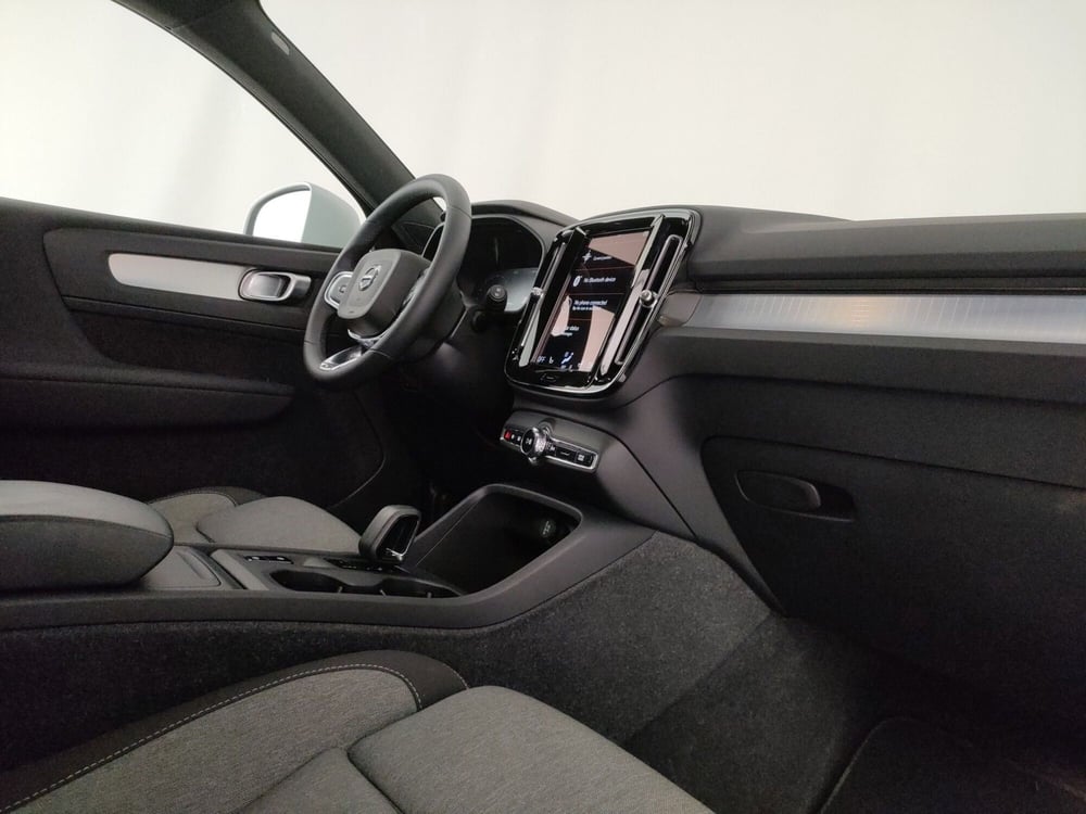 Volvo XC40 usata a Roma (7)