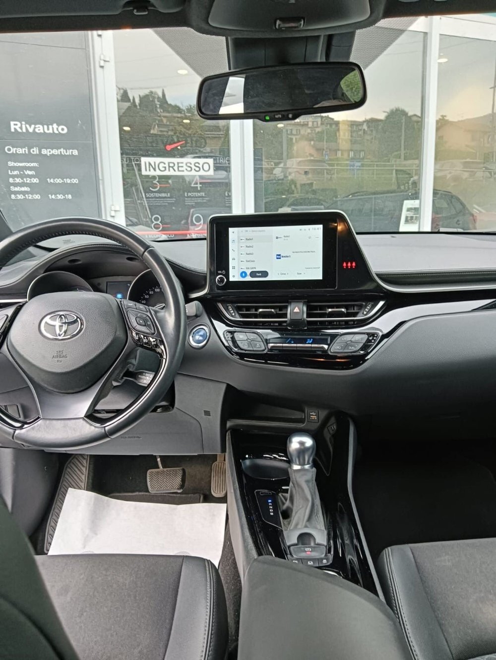 Toyota Toyota C-HR usata a Como (7)