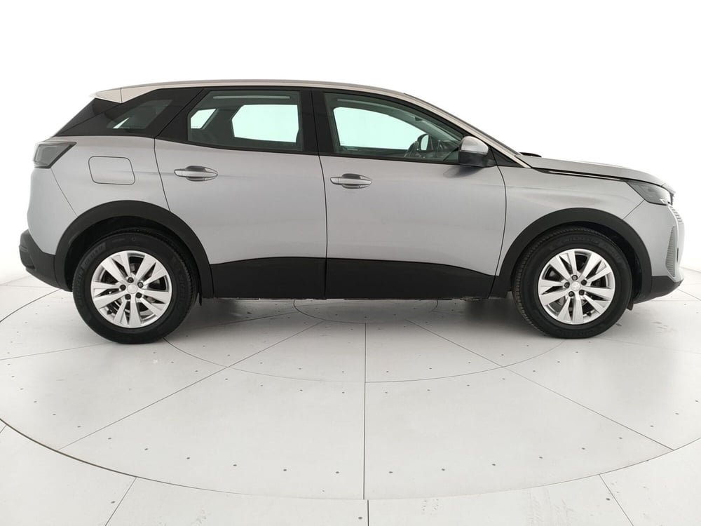 Peugeot 3008 usata a Caserta (4)