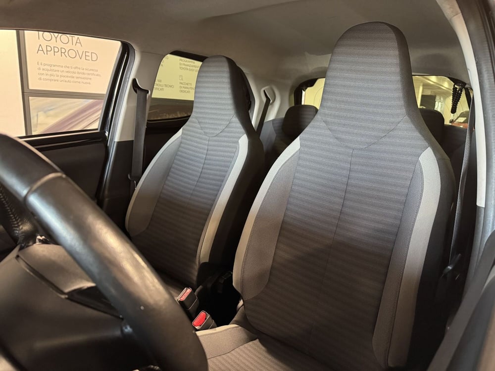Toyota Aygo usata a Brescia (15)