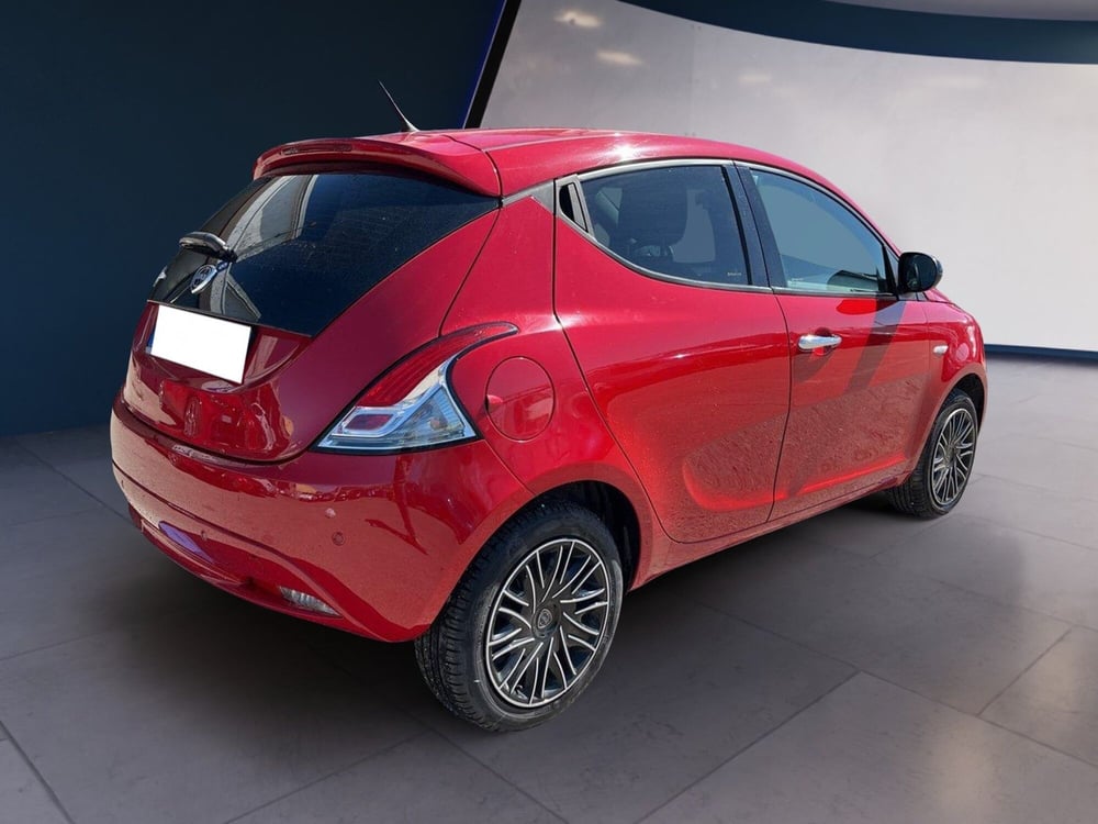 Lancia Ypsilon usata a Torino (4)