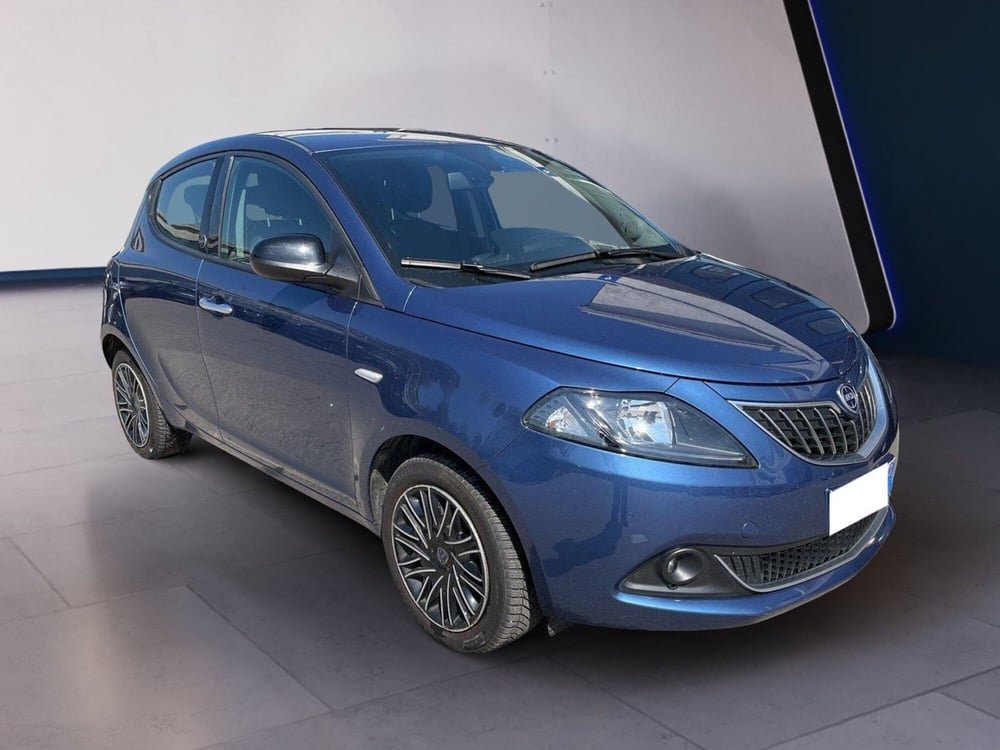 Lancia Ypsilon usata a Torino (3)