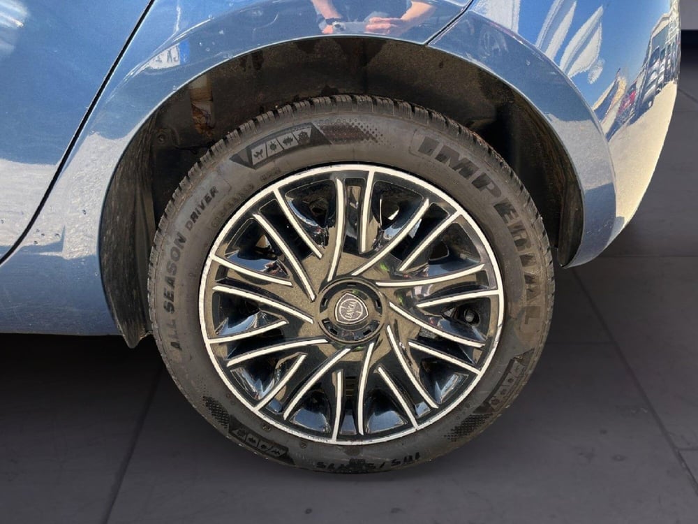 Lancia Ypsilon usata a Torino (8)