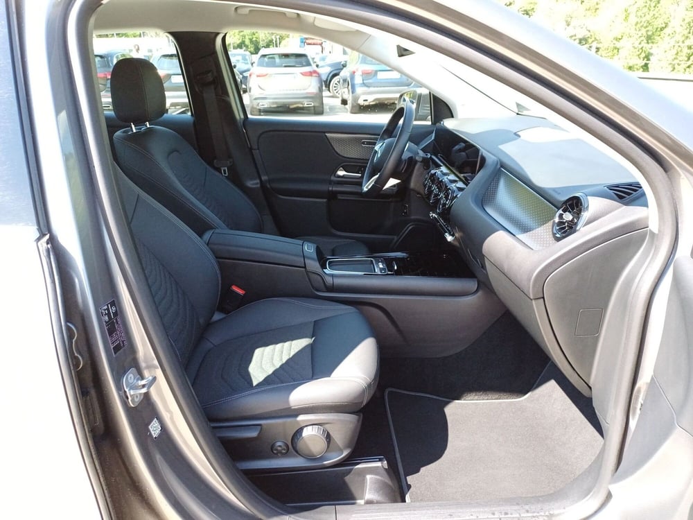 Mercedes-Benz GLA SUV usata  (10)