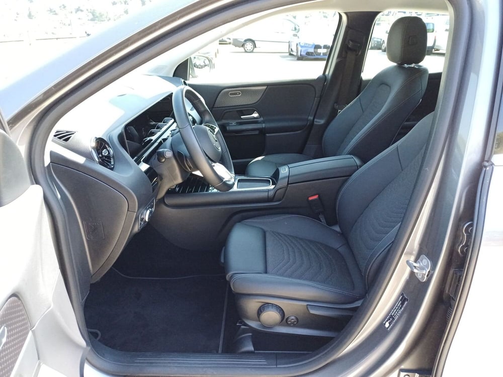 Mercedes-Benz GLA SUV usata  (6)