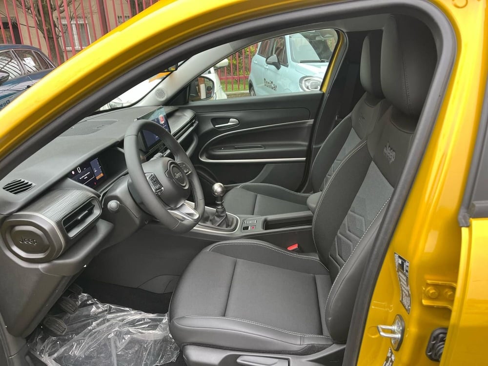 Jeep Avenger usata a Milano (11)
