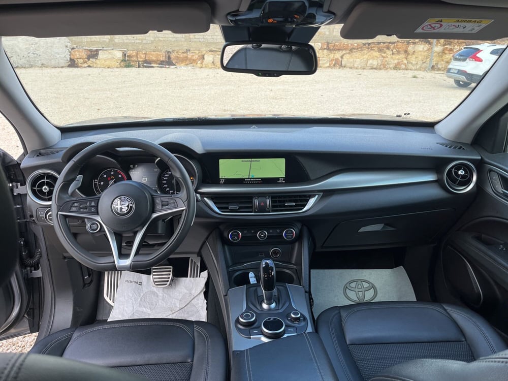 Alfa Romeo Stelvio usata a Ragusa (9)