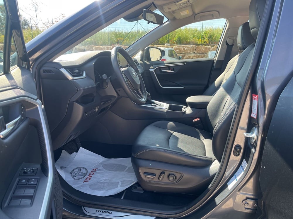Toyota Rav4 usata a Ragusa (8)
