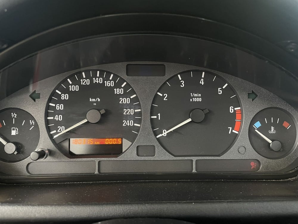 BMW Z3 Cabrio usata a Treviso (14)