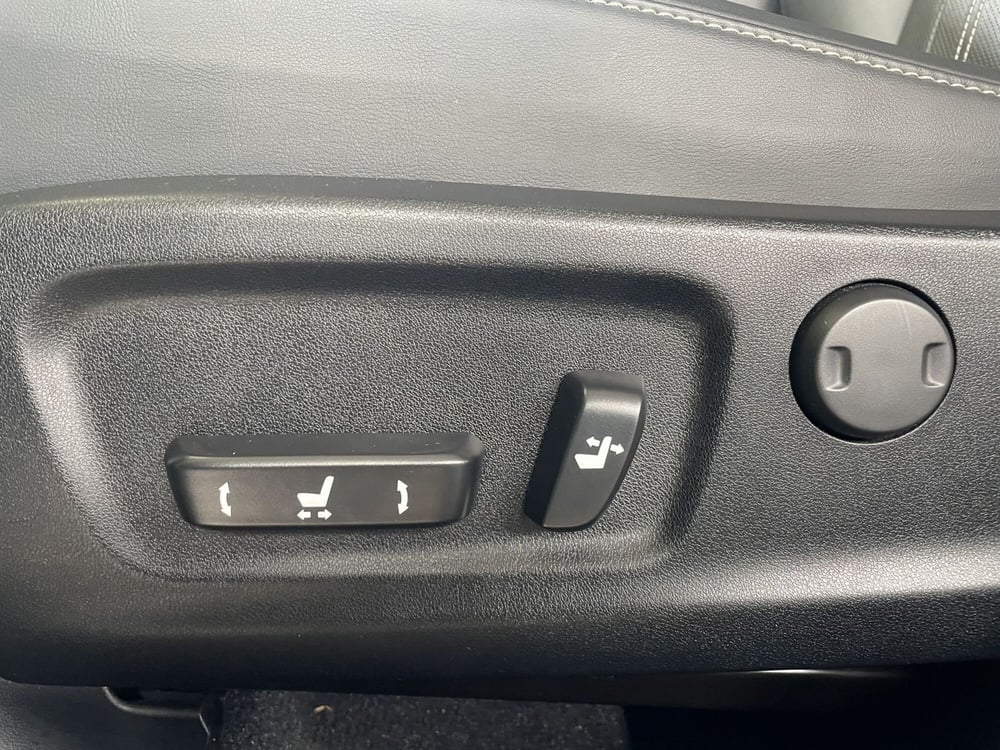 Lexus RX usata a Treviso (13)