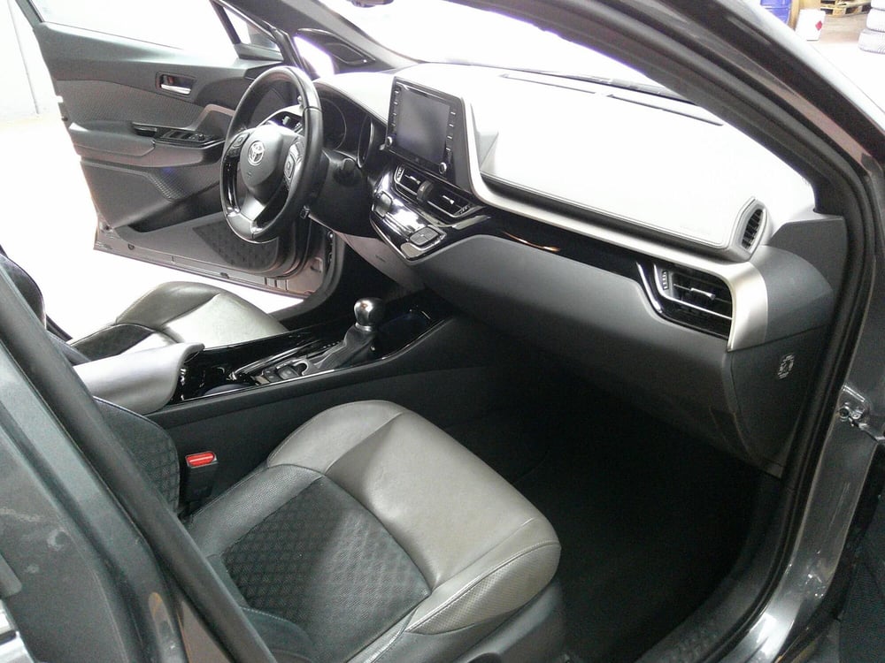Toyota Toyota C-HR usata a Treviso (16)