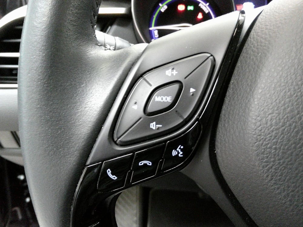 Toyota Toyota C-HR usata a Treviso (13)