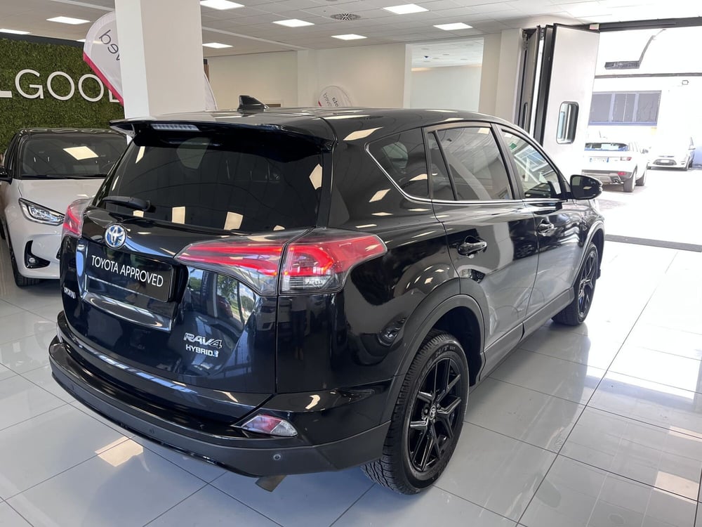 Toyota Rav4 usata a Prato (4)