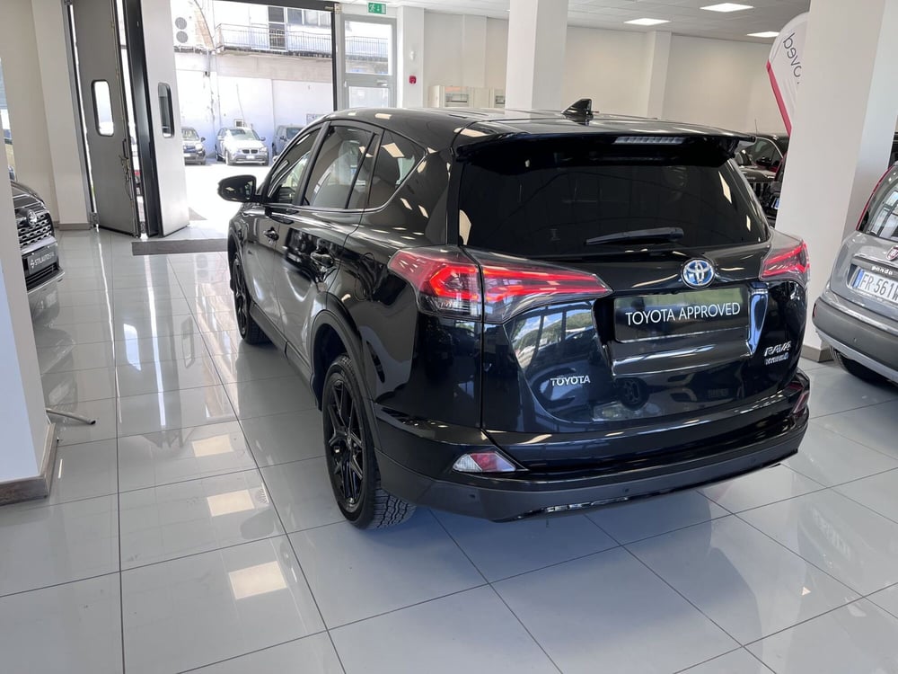 Toyota Rav4 usata a Prato (6)