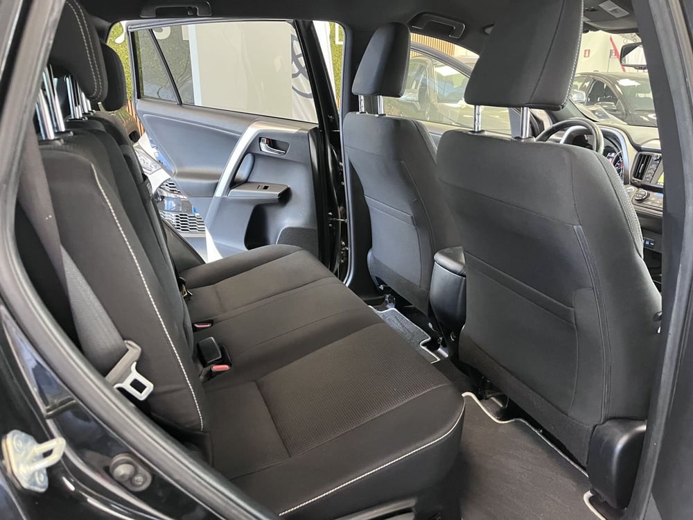 Toyota Rav4 usata a Prato (9)