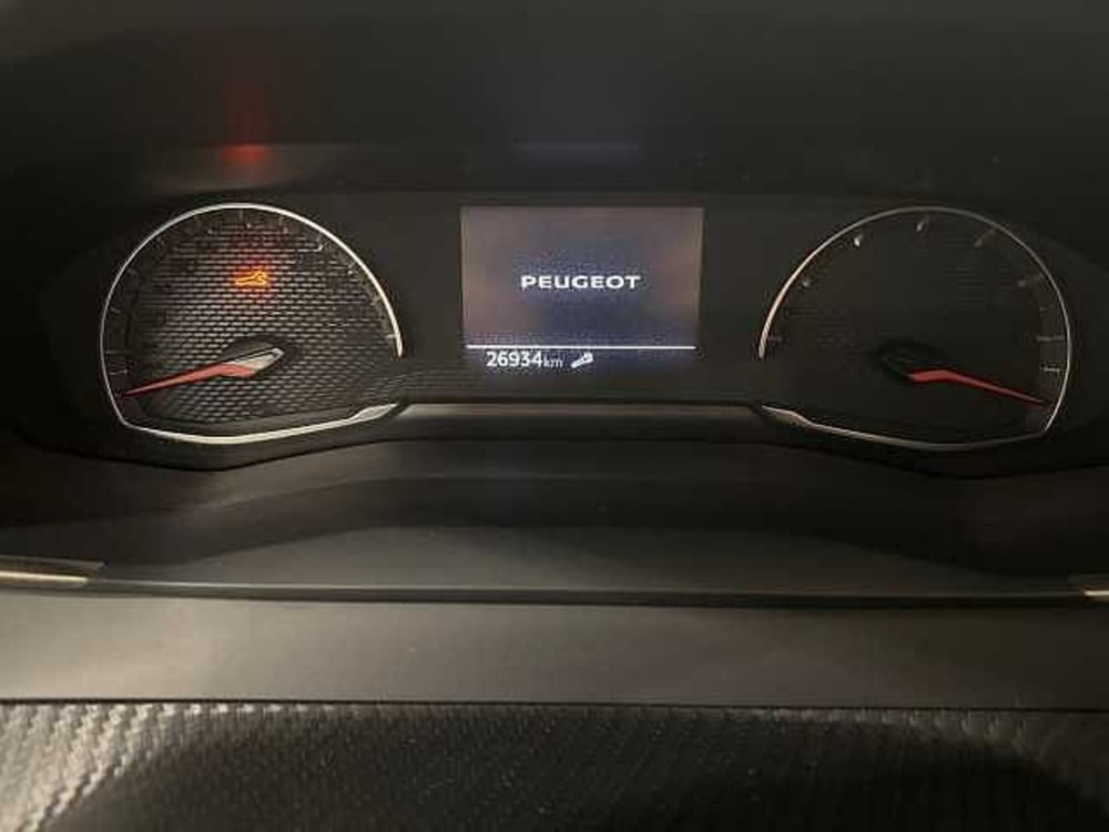 Peugeot 208 usata a Napoli (11)