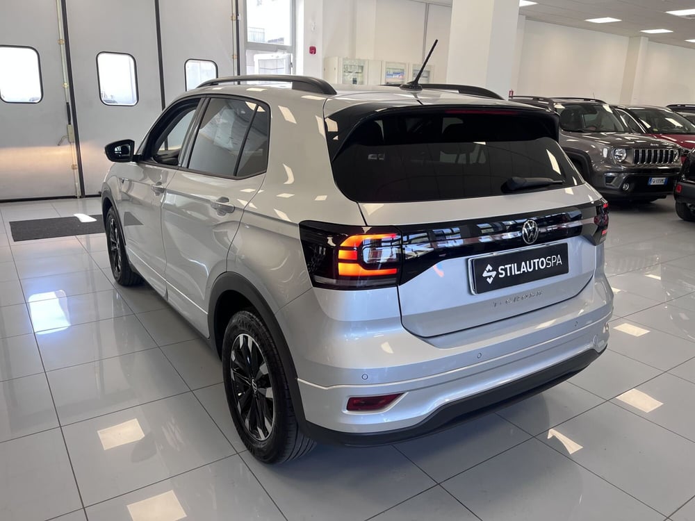 Volkswagen T-Cross usata a Prato (4)