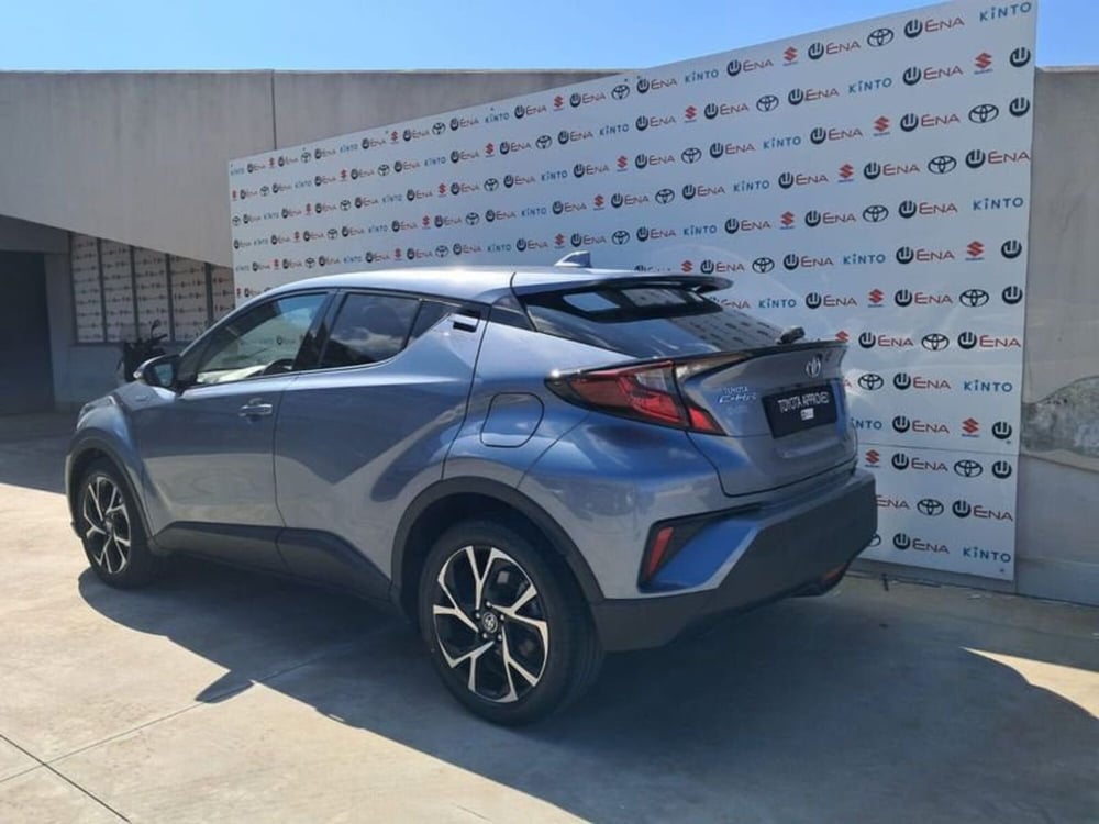 Toyota Toyota C-HR usata a Cagliari (7)