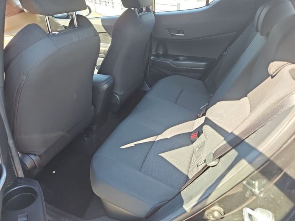 Toyota Toyota C-HR usata a Vicenza (14)
