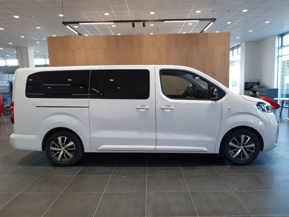 Toyota Proace Verso nuova a Vicenza (10)
