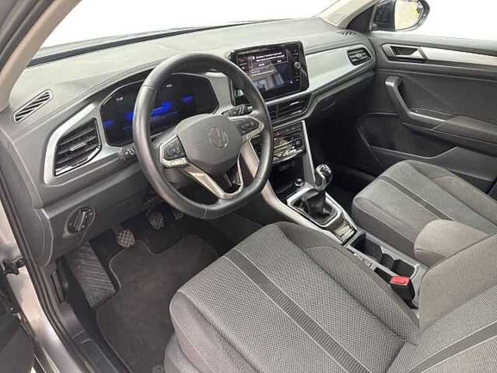 Volkswagen T-Roc usata a Napoli (11)