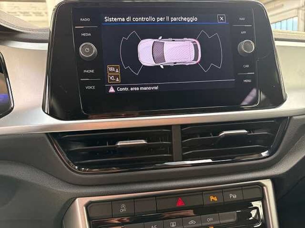 Volkswagen T-Roc usata a Napoli (18)