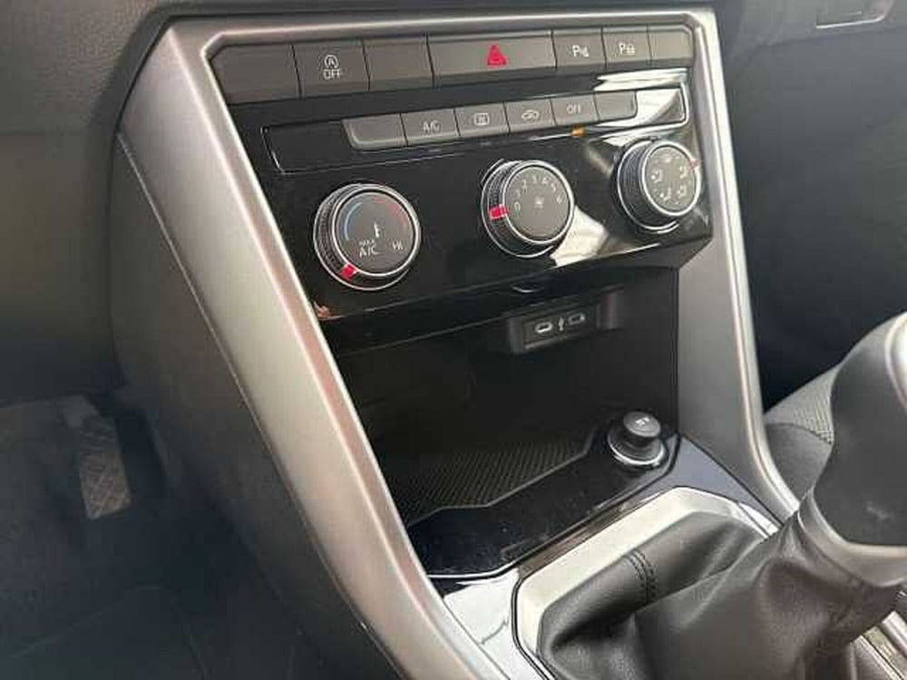 Volkswagen T-Roc usata a Napoli (20)