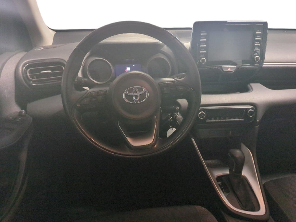 Toyota Yaris usata a Milano (11)